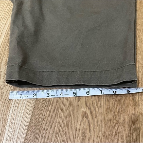 GURTEEN LIZARD SHORTS - 32 - Picture 2 of 11